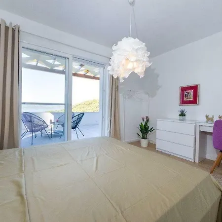 Apartment Leslie *